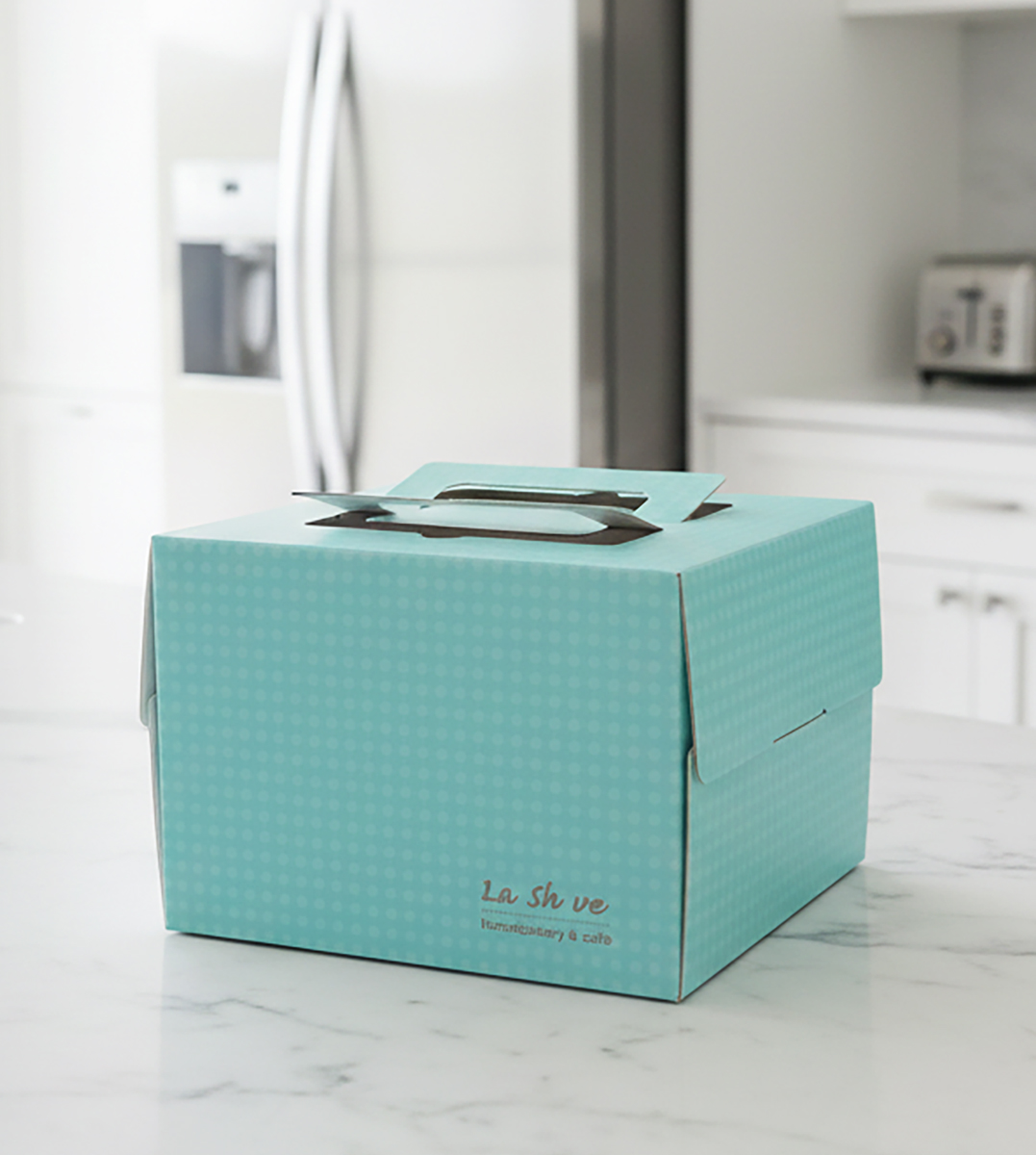 HỘP BÁNH KEM ĐỘC QUYỀN 04